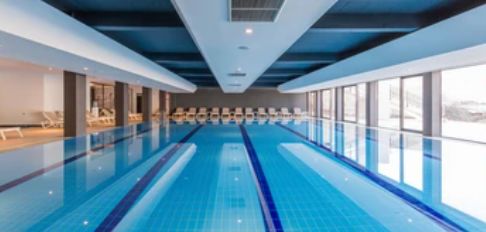 Ozone dans les piscines publiques pour une qualité d'eau maximale